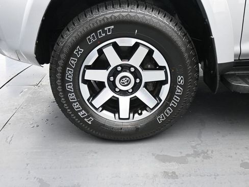 Used 2021 Toyota 4Runner TRD Off-Road Premium image 12