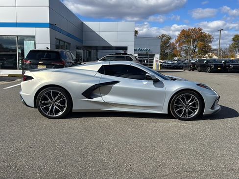 Used 2024 Chevrolet Corvette Stingray Convertible w/ LPO, Roadside Safety Package image 8