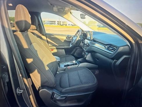 Used 2023 Ford Escape Active AWD/4WD image 16