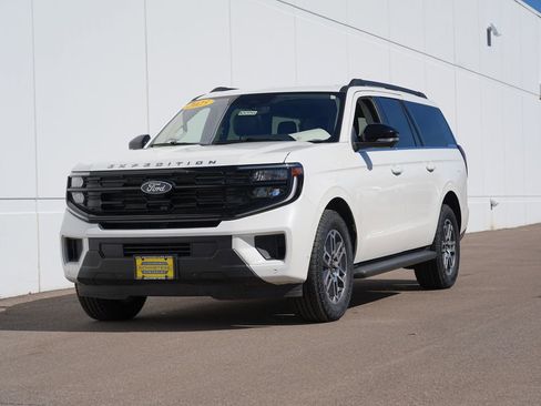 Used 2025 Ford Expedition Max Active image 7