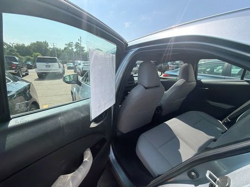 Used 2023 Lexus UX 250h AWD w/ Accessory Package (Z1) image 11