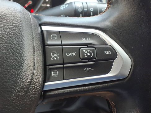 Certified 2022 Jeep Compass Limited AWD/4WD image 13