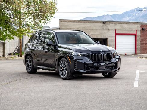 New 2026 BMW X5 xDrive50e w/ Executive Package AWD/4WD image 7