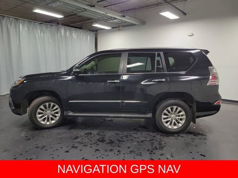 Used 2017 Lexus GX 460 Premium image 5