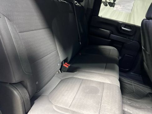 Used 2022 Chevrolet Silverado 2500 LT AWD/4WD image 14