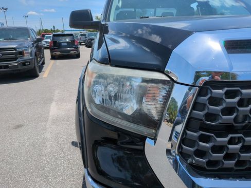 Used 2021 Toyota Tundra SR5 RWD image 9