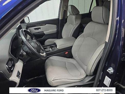 Used 2024 Honda Pilot Elite image 34