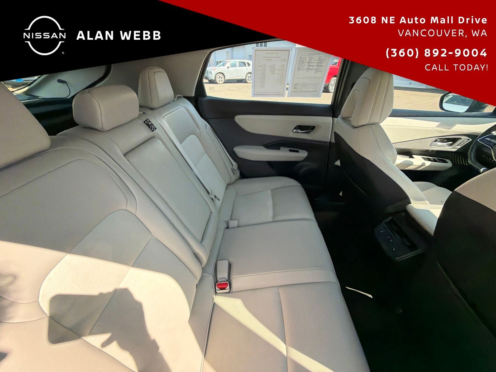 Used 2023 Nissan Ariya FWD image 24