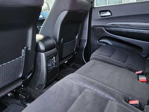 Used 2022 Dodge Durango SXT image 28