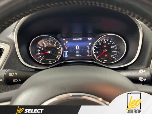 Used 2018 Jeep Compass Latitude w/ Popular Equipment Group AWD/4WD image 18