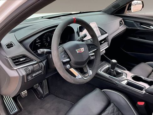 Certified 2023 Cadillac CT4 V Blackwing w/ Technology Package RWD image 13