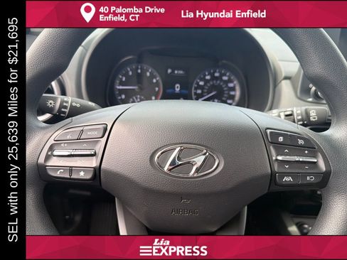 Used 2023 Hyundai Kona SEL AWD/4WD image 15