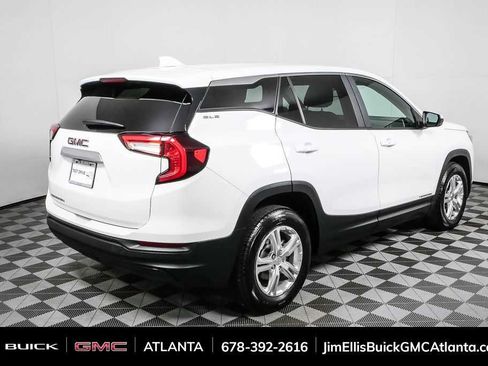 Used 2024 GMC Terrain SLE FWD image 26