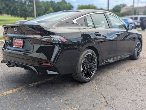 New 2026 Nissan Sentra SR w/ SR Premium Package FWD image 7