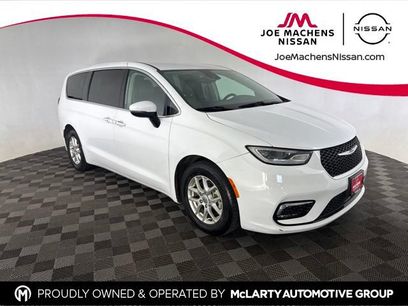 Used 2023 Chrysler Pacifica Touring-L