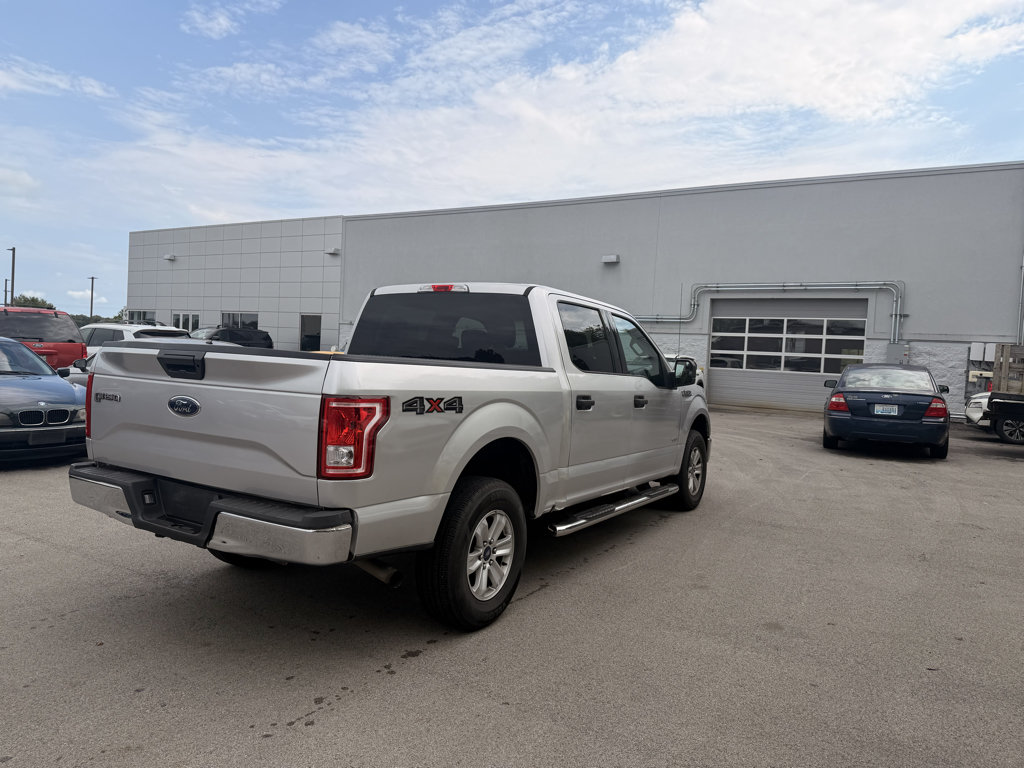 Used 2017 Ford F150 XLT AWD/4WD image 4