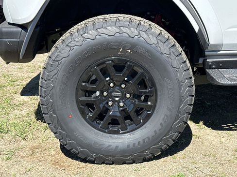 New 2026 Ford Bronco Raptor AWD/4WD image 10