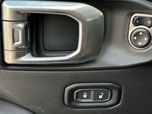 Used 2023 Jeep Wrangler Unlimited Rubicon 4xe w/ Safety Group image 15