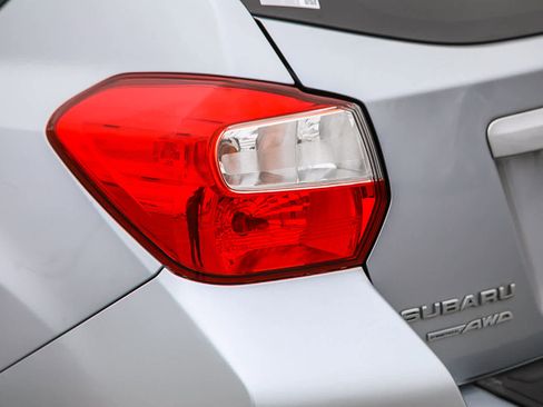 Used 2016 Subaru Crosstrek 2.0i Limited image 9