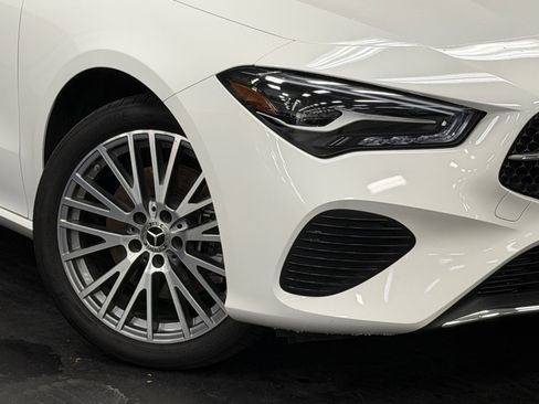 Certified 2025 Mercedes-Benz CLA 250 image 4
