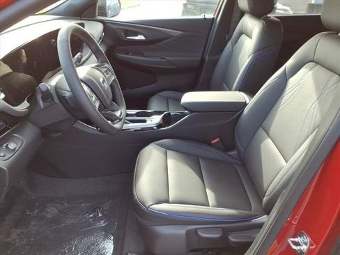 New 2026 Buick Envista Sport Touring image 5