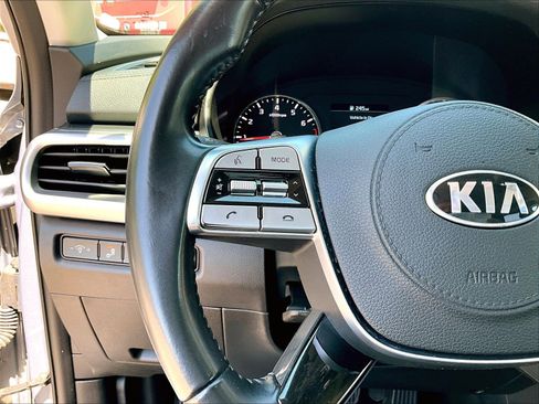Used 2021 Kia Telluride S AWD/4WD image 11