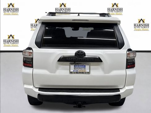 Used 2021 Toyota 4Runner TRD Off-Road image 4