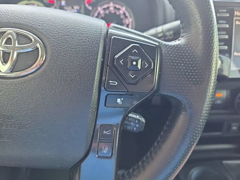 Used 2021 Toyota 4Runner TRD Off-Road Premium w/ Moonroof Package AWD/4WD image 22