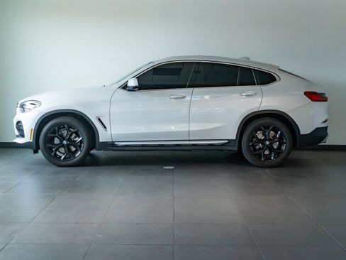 Used 2021 BMW X4 xDrive30i w/ Premium Package 3 AWD/4WD image 2