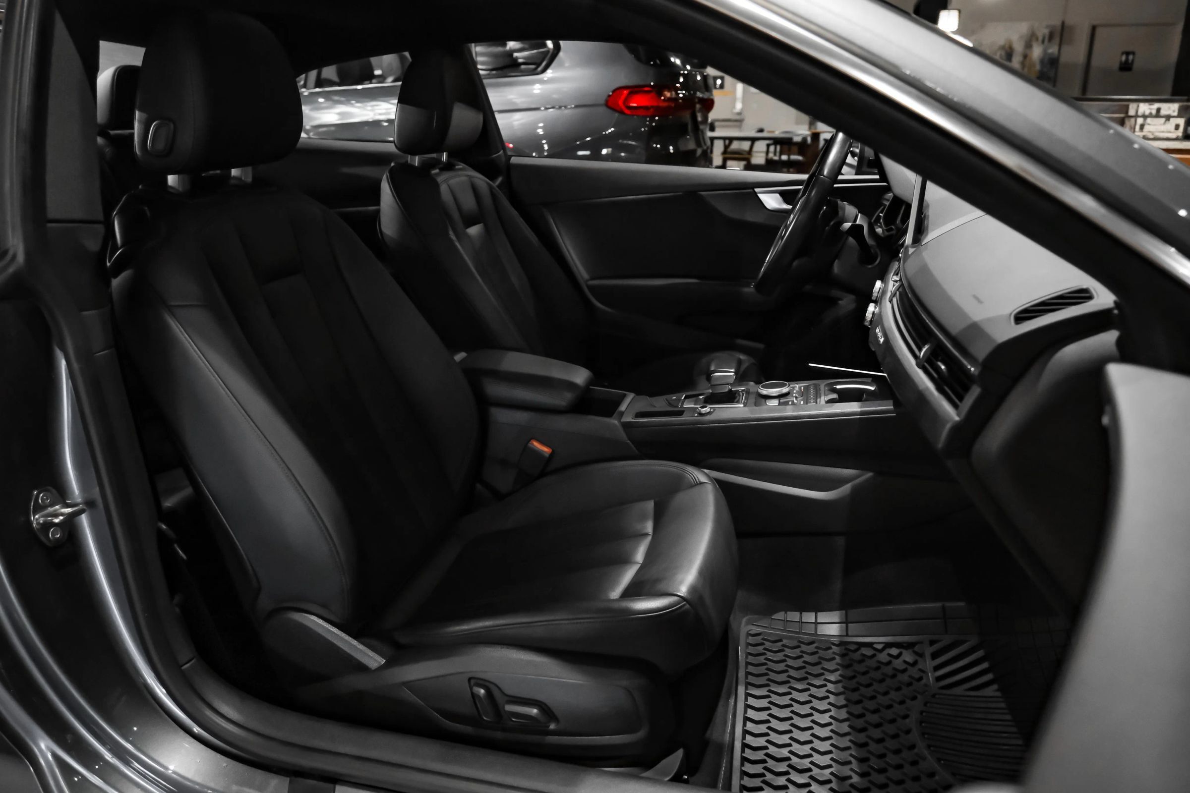 Used 2018 Audi A5 2.0T Premium Plus AWD/4WD image 31