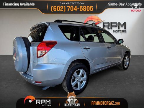 Used 2007 Toyota RAV4 2WD V6 w/ 3rd Row image 6