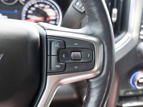 Used 2021 Chevrolet Silverado 1500 LT Trail Boss w/ Bed Protection Package AWD/4WD image 7