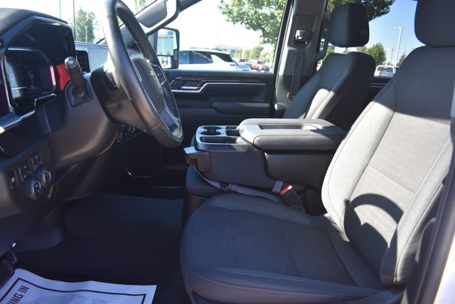 Used 2025 Chevrolet Silverado 2500 LT w/ Convenience Package AWD/4WD image 18