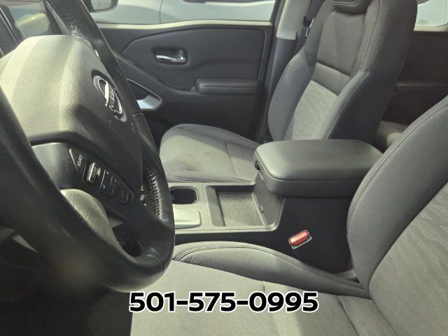 Used 2023 Nissan Frontier SV w/ Technology Package RWD image 9