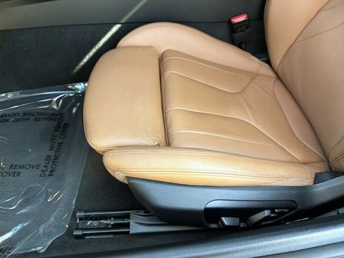 Certified 2023 BMW Z4 M40i w/ Premium Package RWD image 16