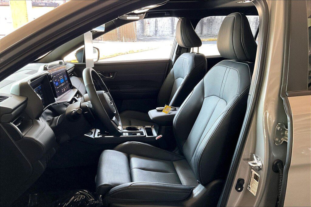 Certified 2026 Subaru Outback Touring XT AWD/4WD image 15