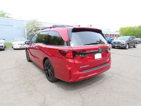 Certified 2025 Honda Odyssey Sport-L image 4