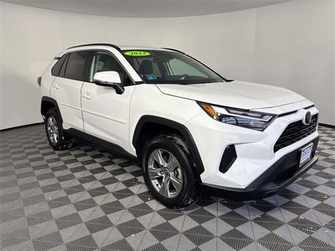 Used 2023 Toyota RAV4 XLE image 1
