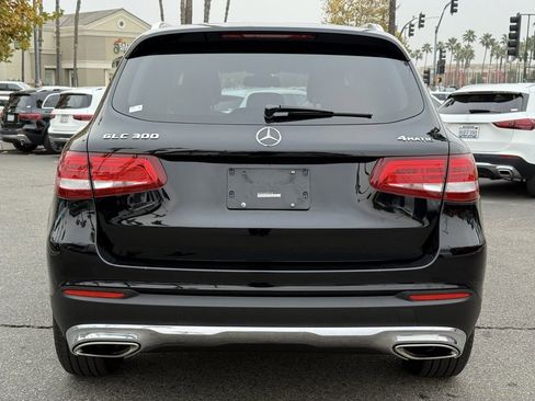 Used 2017 Mercedes-Benz GLC 300 4MATIC image 25