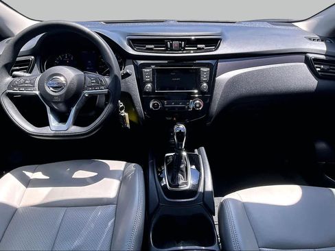 Used 2022 Nissan Rogue Sport S FWD image 13