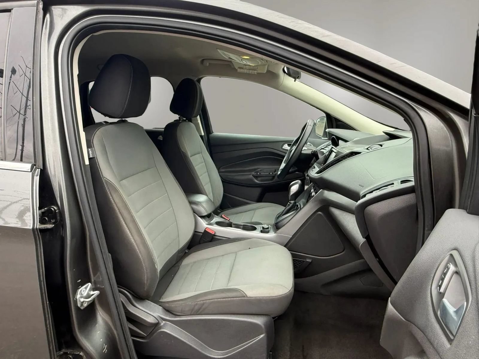 Used 2016 Ford Escape SE AWD/4WD image 19