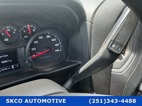 Used 2021 Chevrolet Silverado 1500 Custom AWD/4WD image 23