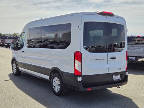 Used 2022 Ford Transit 350 XLT RWD image 4