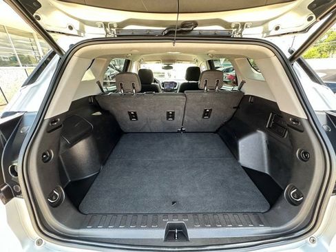 Used 2018 GMC Terrain SLE w/ Infotainment Package I FWD image 12