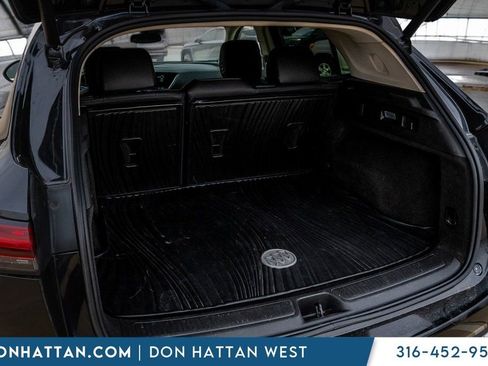 Used 2023 Buick Envision Essence FWD image 29