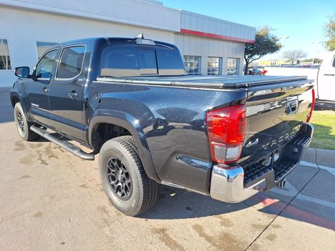 Used 2020 Toyota Tacoma SR5 image 4