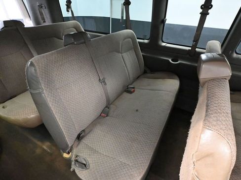 Used 2017 Chevrolet Express 3500 LT w/ LT Preferred Equipment Group RWD image 31