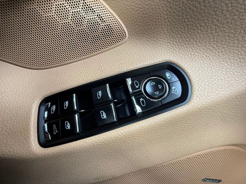 Used 2016 Porsche Panamera Edition w/ Premium Package Plus RWD image 29