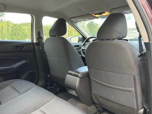 Used 2025 Nissan Altima 2.5 SV FWD image 16