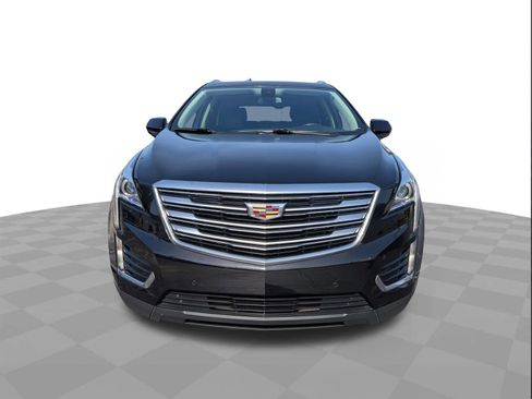 Used 2018 Cadillac XT5 Luxury w/ Driver Awareness Package FWD image 9
